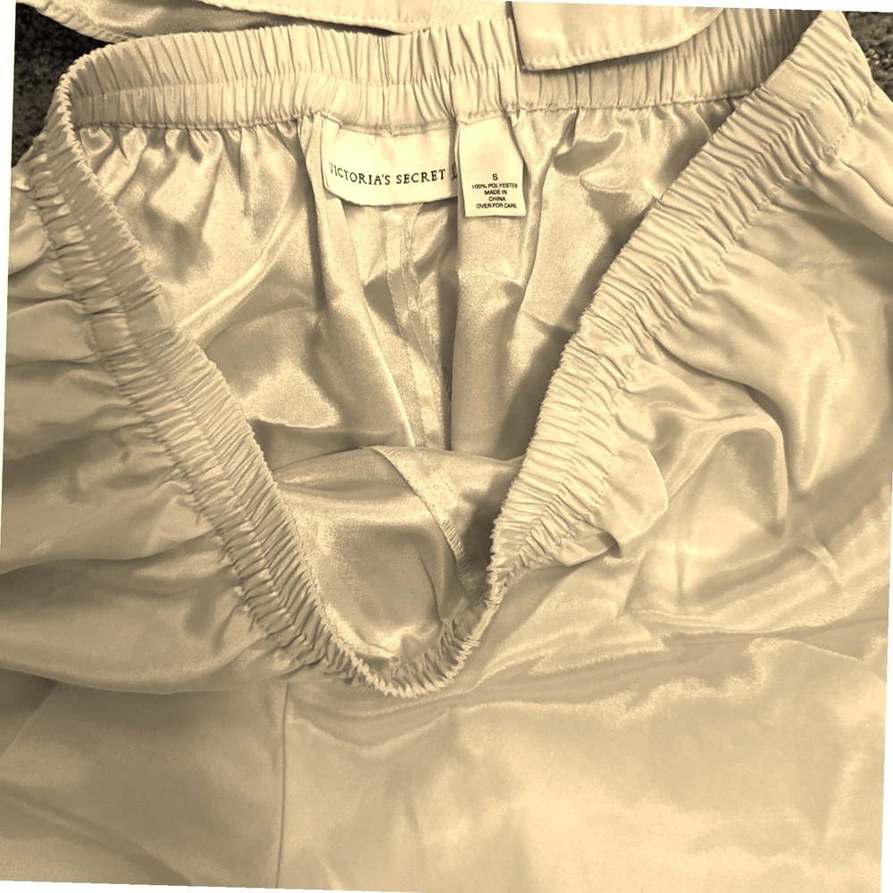 Victoria's Secret Satin Pajama Set Small Pale Green Button Front Top and Shorts - Picture 3 of 4